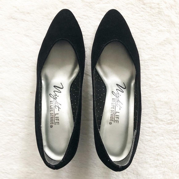 4/$20 🌴 Night Life by Life Stride Vintage Pumps - Picture 3 of 8